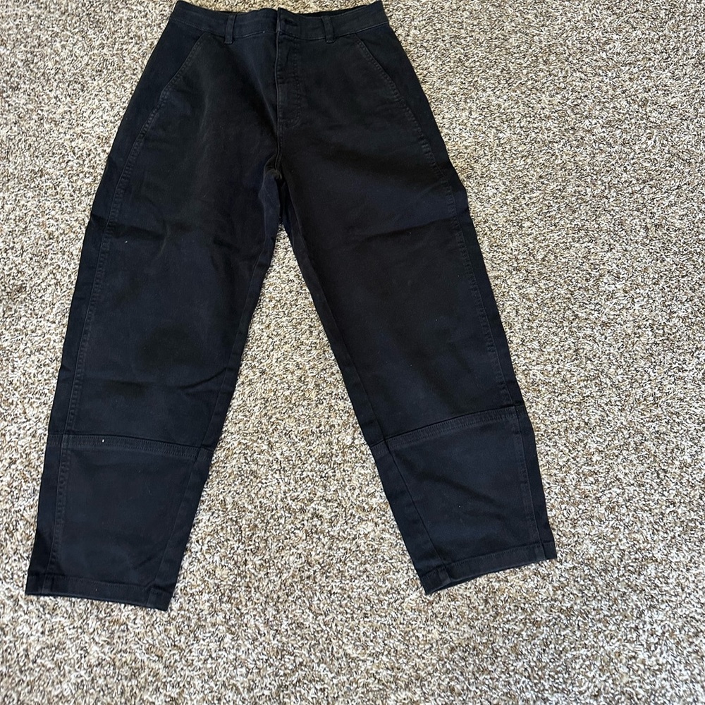 Everlane: The Utility Barrel Pant retail $98